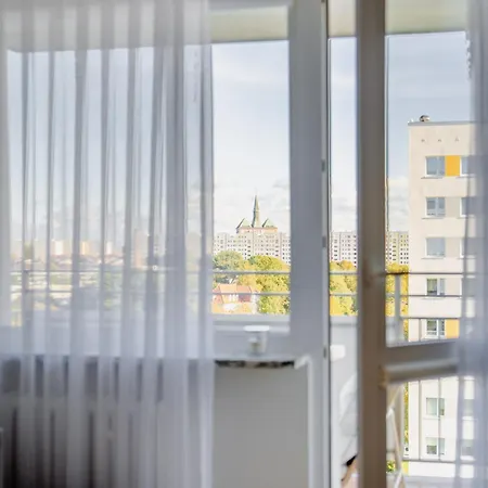 Marine Nad Parseta - Na Wyspie Solnej 코워브제크