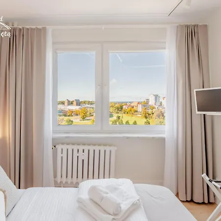 Marine Nad Parseta - Na Wyspie Solnej