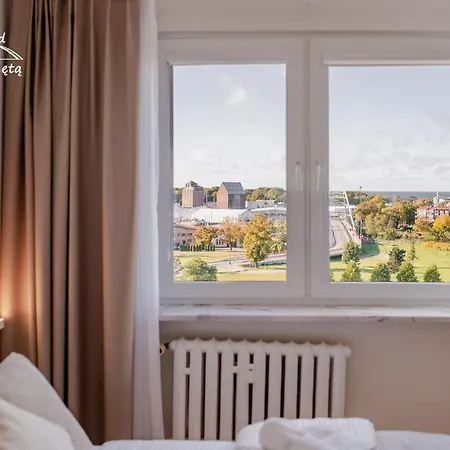 Marine Nad Parseta - Na Wyspie Solnej *