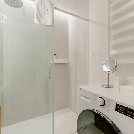 아파트 Marine Nad Parseta - Na Wyspie Solnej 코워브제크